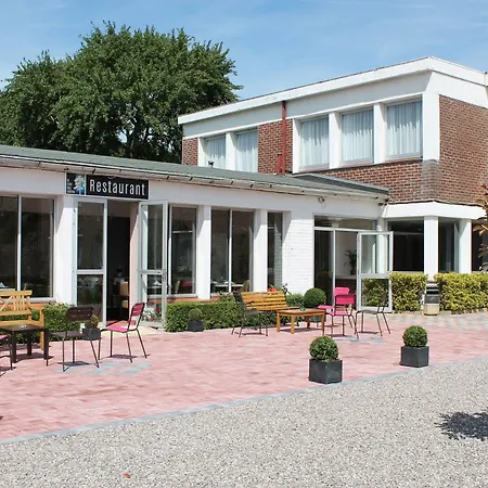 Les Cedres Hotel